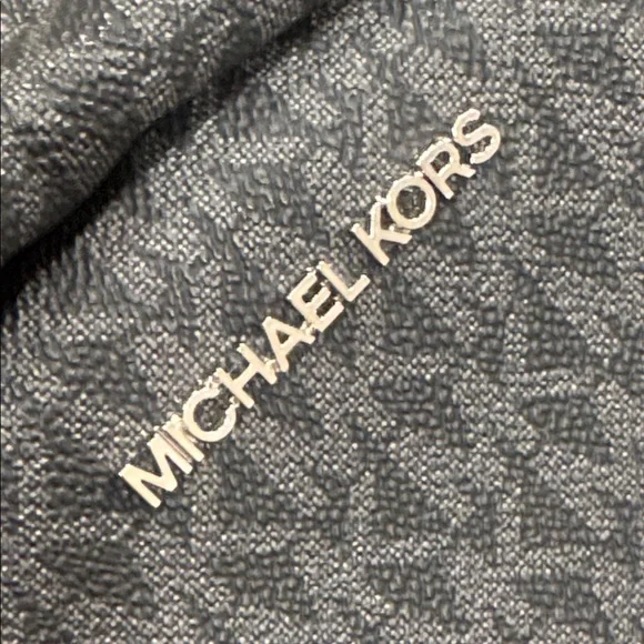 Michael Kors Backpack Erin Signature Backpack - Picture 16 of 17